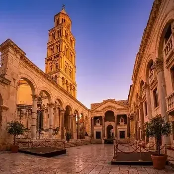 Kombi prevoz Beograd Split od vrata do vrata 85€